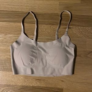 Third love adjustable strap wireless bra size small